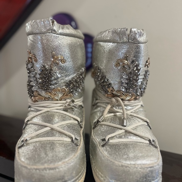 Bots from Ukraine - Picture 2 of 5